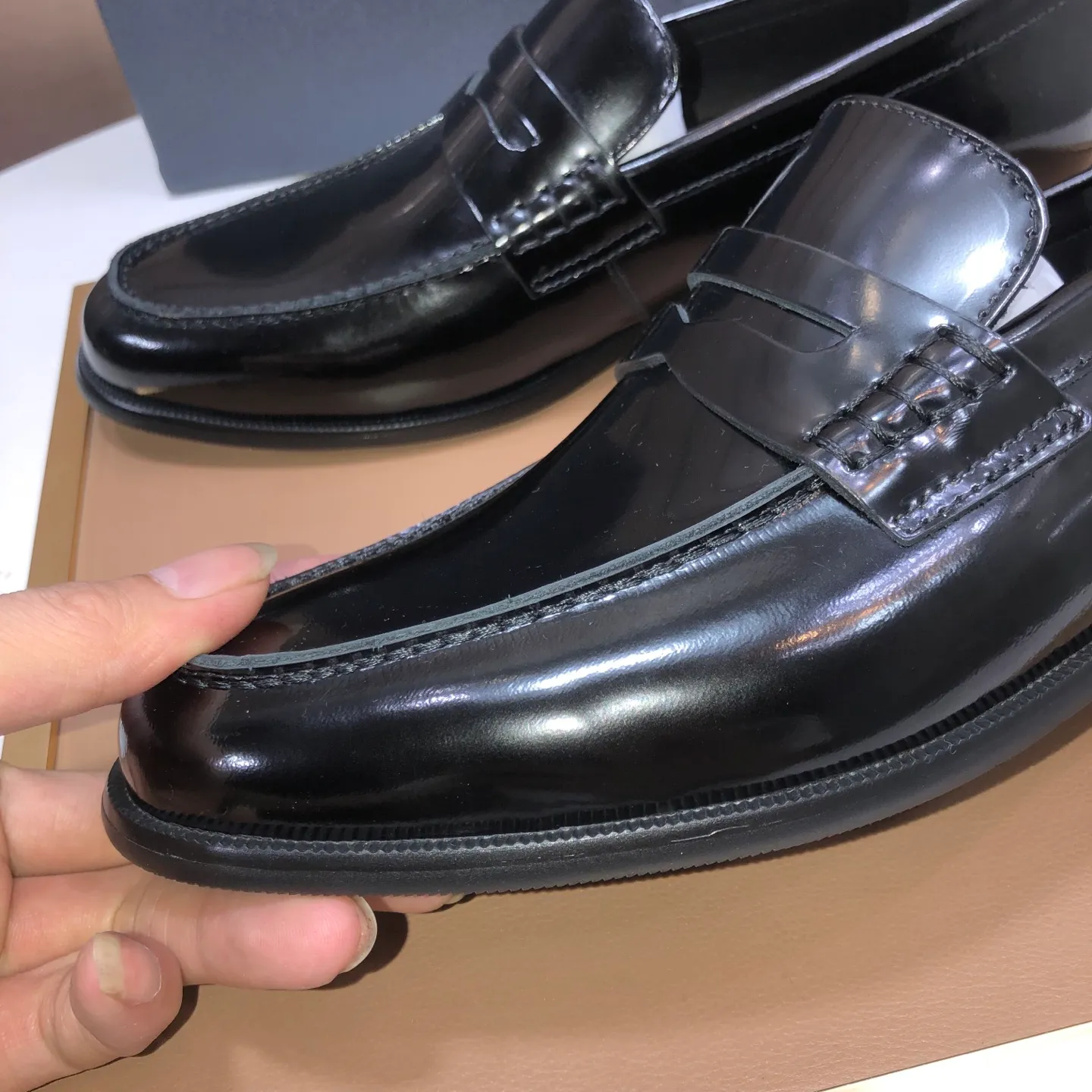 Men's shoes 💰580💰[Dior] (water-dyed cowhide lining) Dior original 1:1 high-quality factory, imported original materials, imported raw cowhide, water-dyed cowhide lining, original TPU outsole, code number: 39-44 (45 customized)